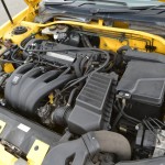 エンジンは2リッターで前期型はSOHC、後期型はDOHCとなる。パワー＆トルクは、それぞれ97kW（132PS）/5500rpm、183Nm（18.7kgm）/4200rpm。出力に癖がなく、扱いやすいエンジンだ